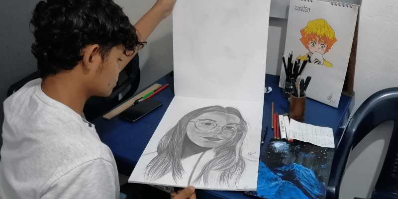 Julián Muñoz, el joven briceñita que se expresa a través de la pintura