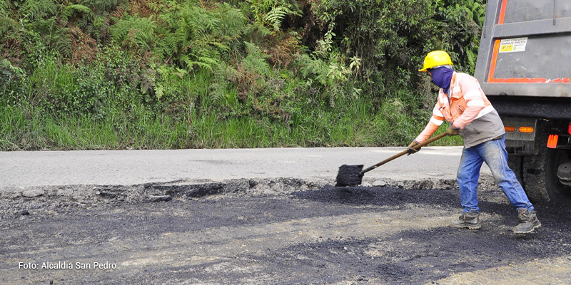 Avanzan obras de mantenimiento en vías específicas del Peaje Pajarito