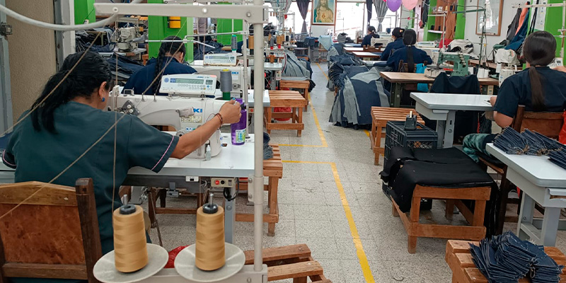 Confeccionistas donmatieños reportan caídas de hasta 50% en la producción