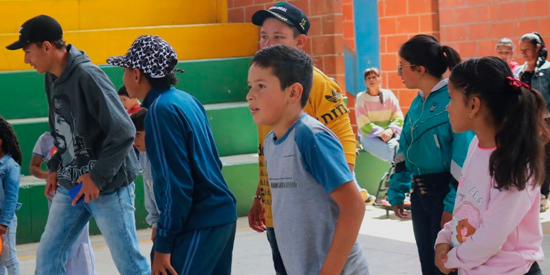 Cuatro historias para identificar prácticas saludables en la vida de personas con discapacidad
