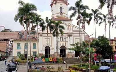 Con firmas, comunidad de Ituango busca derogar Acuerdo Municipal que crea empresa para prestación del servicio de alumbrado público.