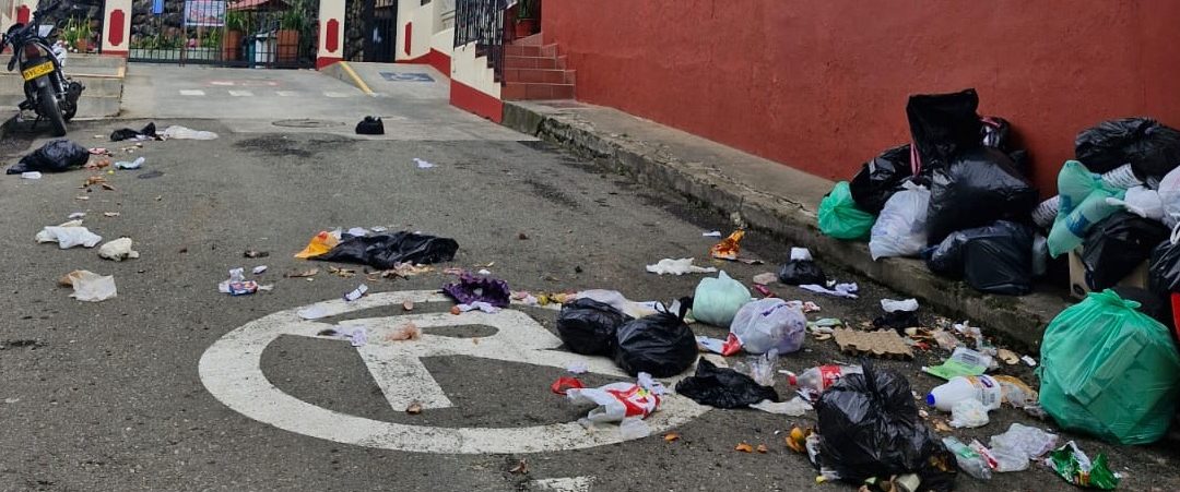 Retrasos en la recolección de basuras sigue generando inconformidad en San Pedro de los Milagros
