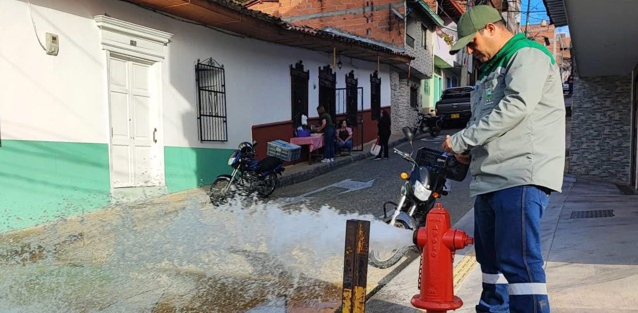 ¿Por qué no terminan el nuevo acueducto en Entrerríos?