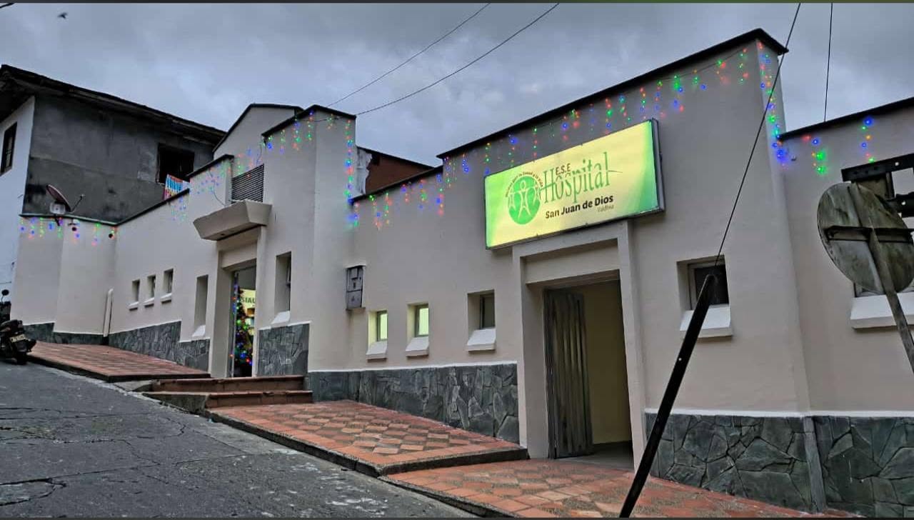 Hospital de Valdivia suspende servicios ambulatorios para afiliados de Coosalud