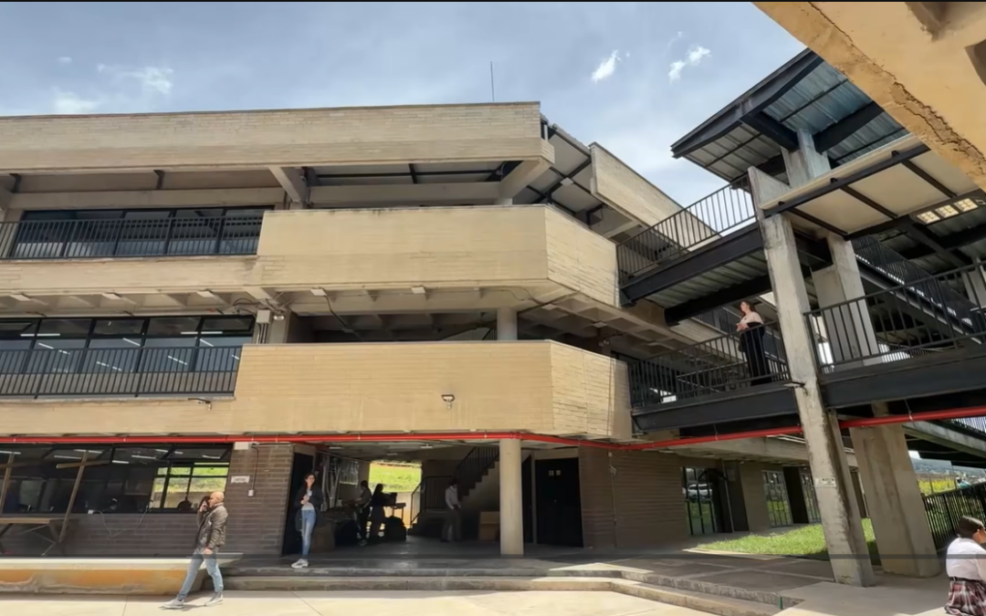 Comunidad educativa de la Normal en San Pedro sigue esperando el traslado a la nueva sede de la institución