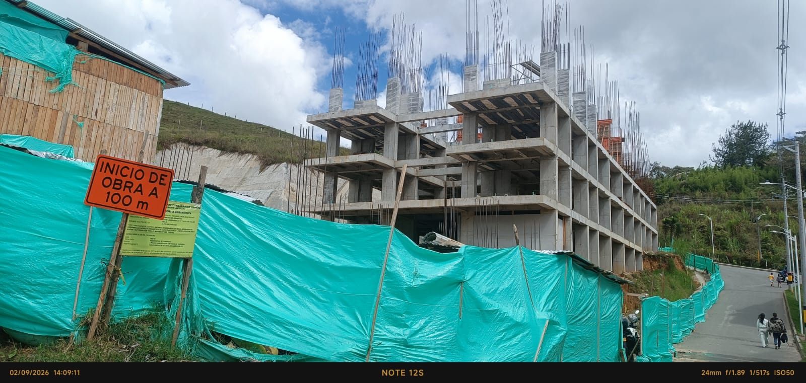 Proyecto de vivienda Altos de Paraíso en Donmatías genera inquietud por retraso de obras que avanzan en un 27%